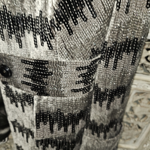 Jacket - Picture 3 of 8